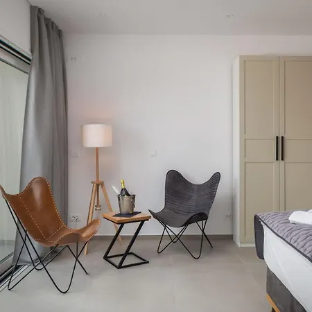 Ferienhaus Fur 10 Personen In Vodice-sria, Dalmatien Norddalmatien *