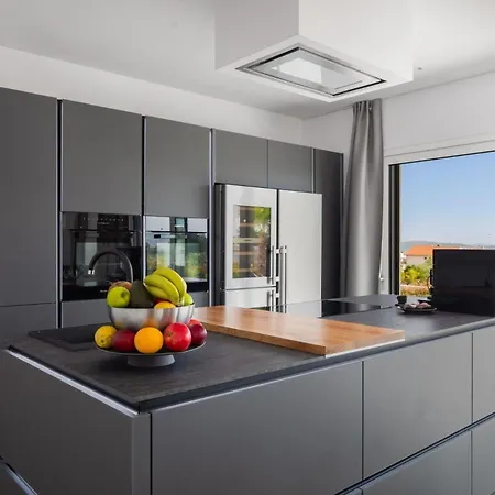 Ferienhaus Fur 10 Personen In Vodice-sria, Dalmatien Norddalmatien